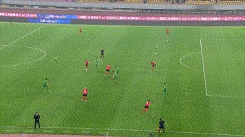 1619618001364002642.gif 【中超】洛佩斯2球吕文君破门 海港3比1送国安2连败